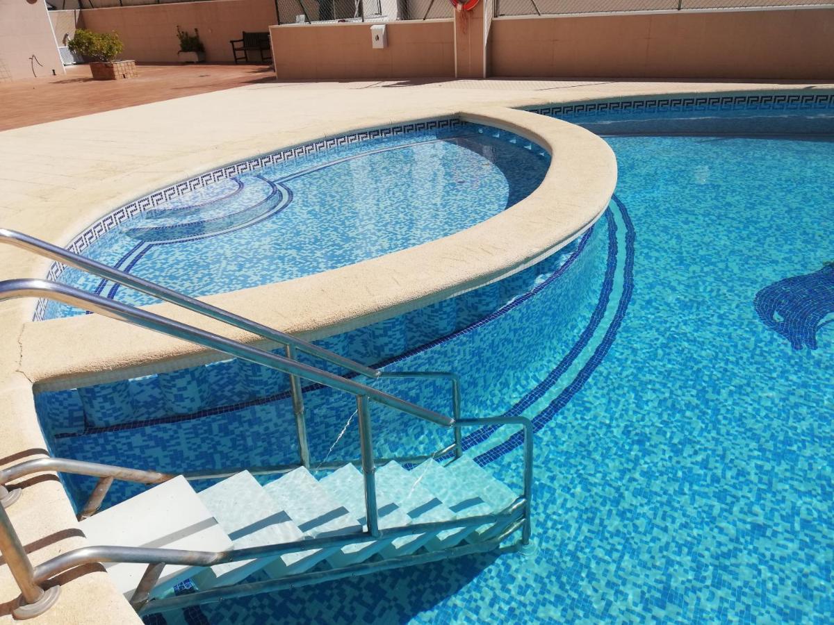 Caprimar Solo Familia Serviplaya Playa de Gandia Екстериор снимка